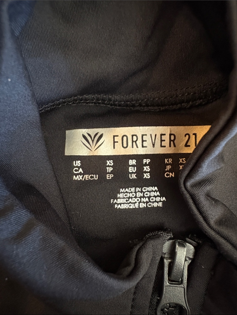 Cropped define jacket - Picture 3 of 4